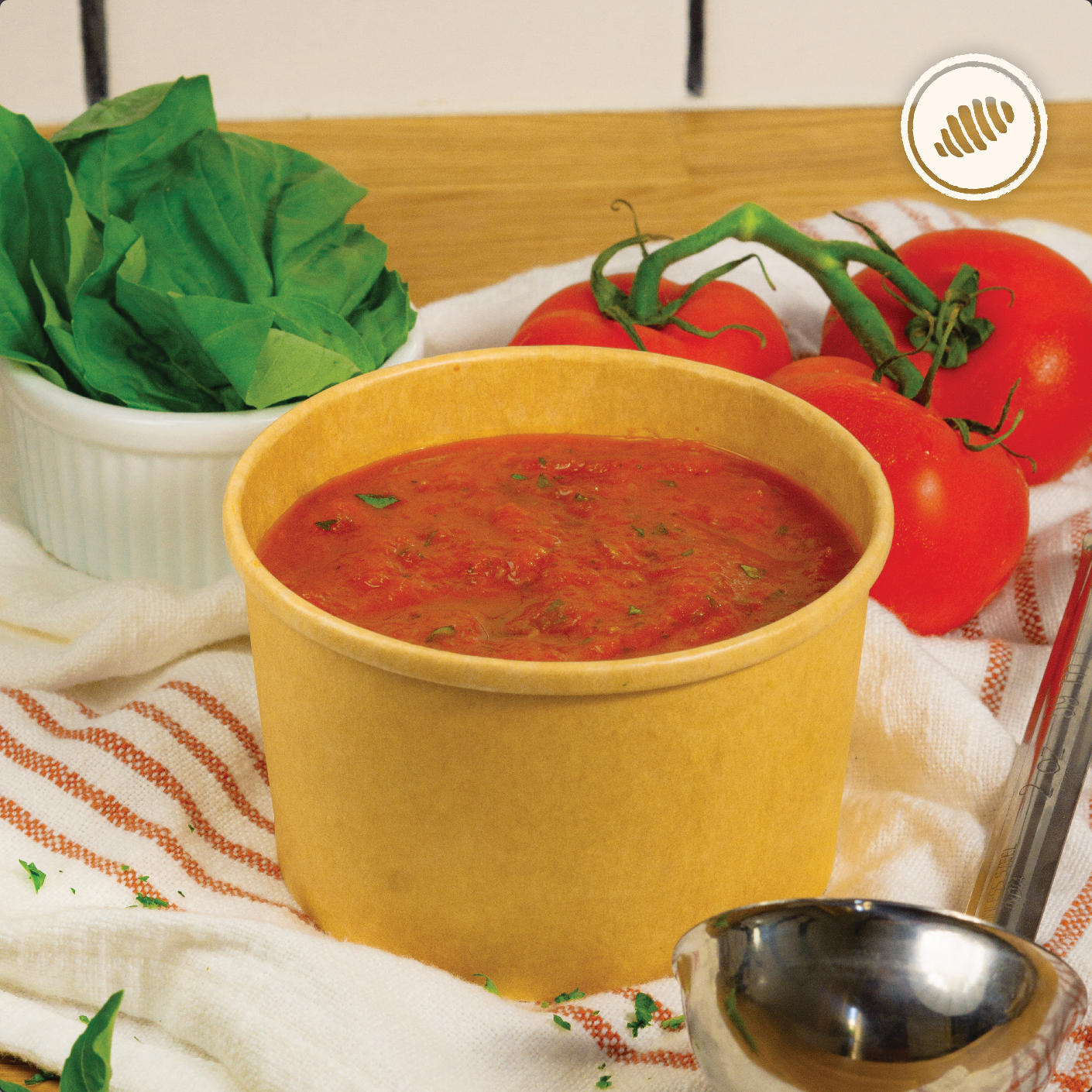 Salsa marinara tradicional de tomates, albahaca y orégano. Bowl para dos platos - 8oz. Ideal para acompañar nuestras pastas frescas congelada, de rápida cocción; homemade style, hechas a mano, con huevos, lácteos, semolina y harina de trigo (unbleached y libre de bromato). Club de Pasta - Della Rocca Delivery Area Metro: San Juan, Guaynabo, Carolina, Bayamón, Trujillo Alto, Toa Baja, Toa Alta, Dorado.
