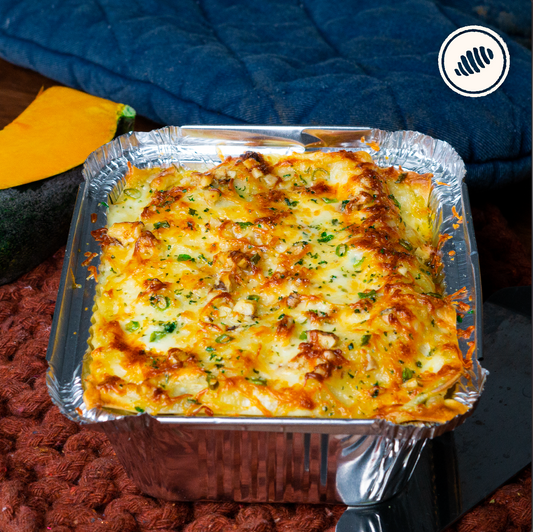 Lasagna de calabazas rostizadas, queso manchego, salsa bechamel y walnuts; Bowl individual, para hornear en casa. Realizada con masa de pasta fresca, homemade style Puerto Rico. Delivery San Juan, Guaynabo, Carolina, Trujillo, Bayamon, Dorado, Toa Alta, Toa Baja. Pick Up Miramar, Santurce.
